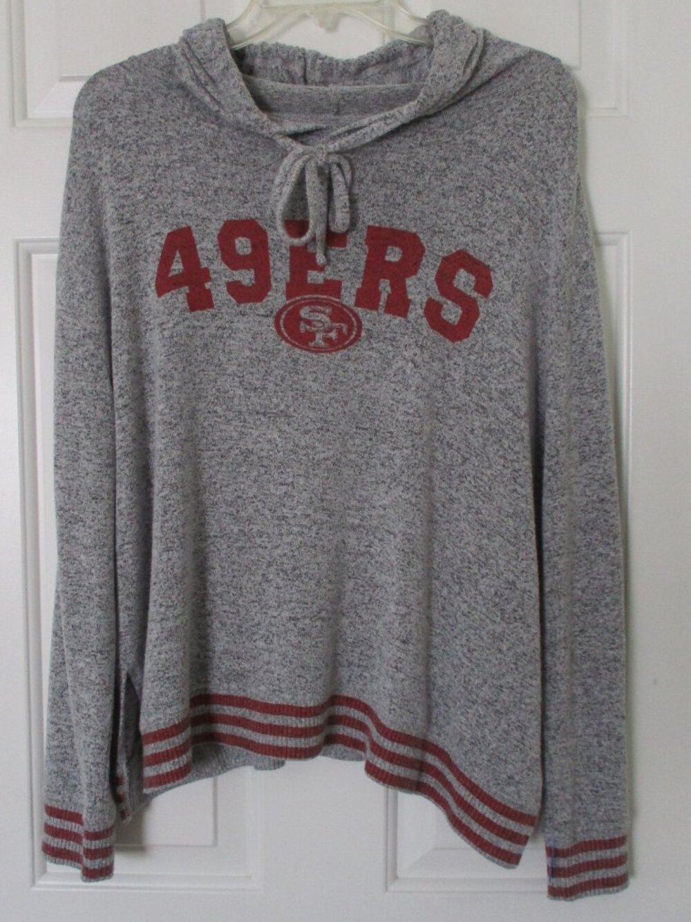 NFL Team Apparel Womens L/S San Francisco 49ers Gray Hoodie Sweatshirt - Medium